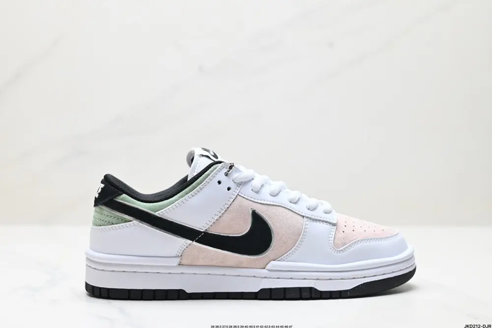 Nike SB Otomo Katsuhiro x NK SB Dunk Low “Steamboy OST” Otomo Katsuhiro co-branded low-top DZ2794-888