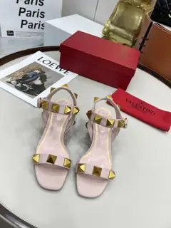 Valentino. Valentino 2022 latest counter series