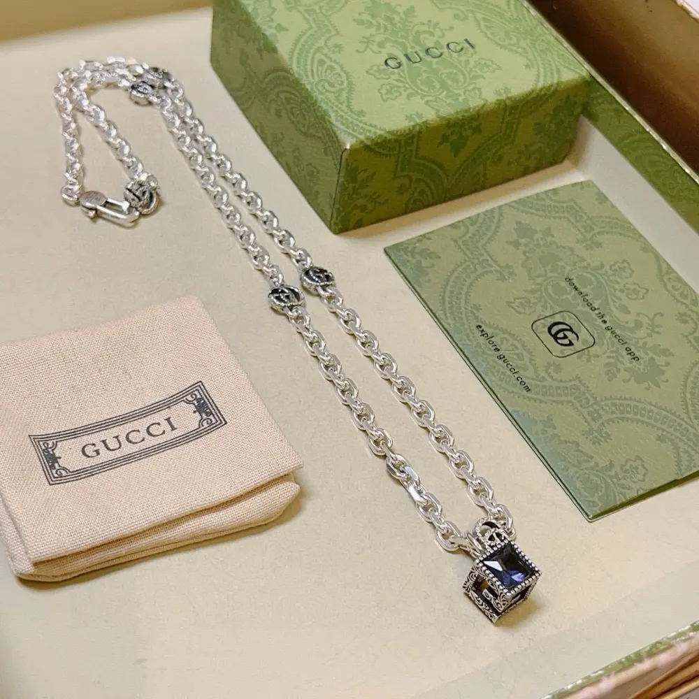 The latest Gucci necklace