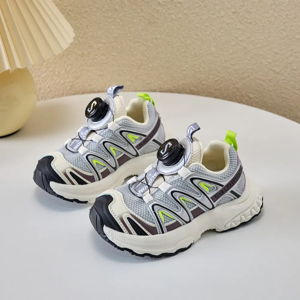 Salomon XT-Q series rotating button children’s shoes