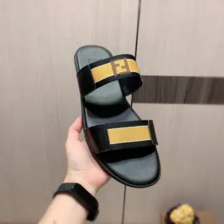Fendi slippers top purchasing agent Men’s 2022 counter simultaneous sale