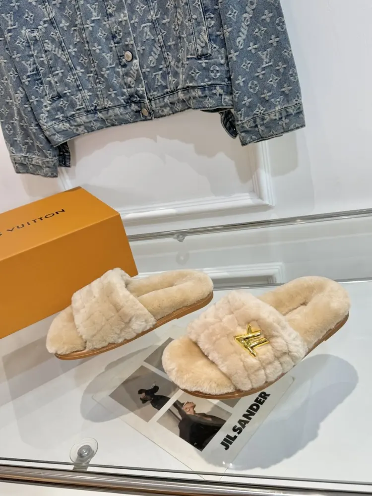 Louis Vuitton fur shoes