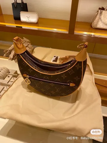 Louis Vuitton Loop