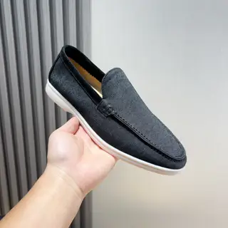 Loro piana couple style-new moccasin shoes. The water-repellent velvet upper is matched