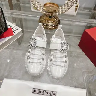 Roger Vivier new viv run series square diamond buckle sneakers