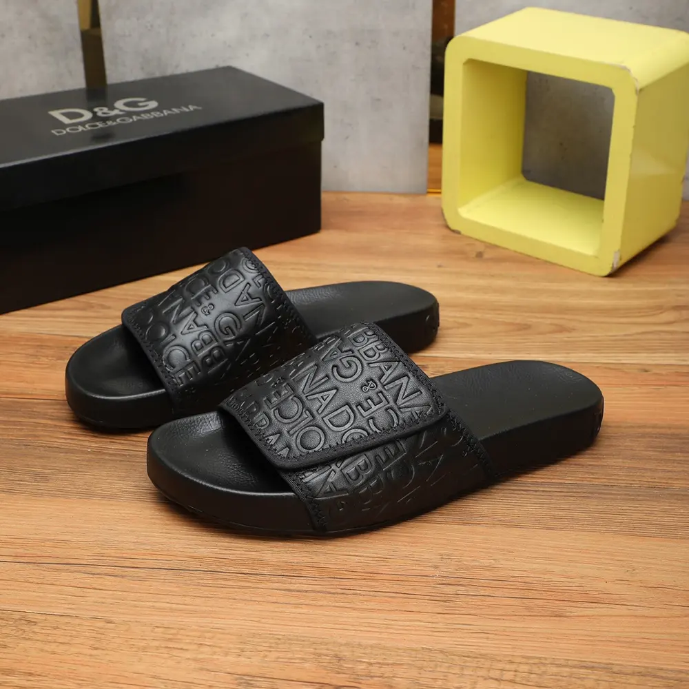 Dolce & Gabbana slippers