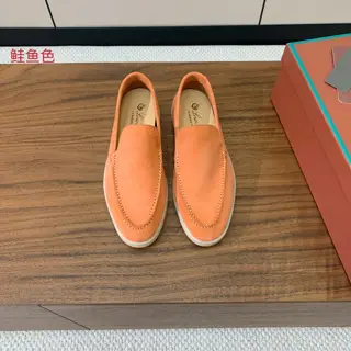 Loro piana smooth loafers. Italian top-grade cashmere is retro