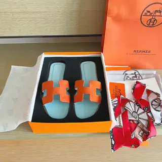 Hermès slippers