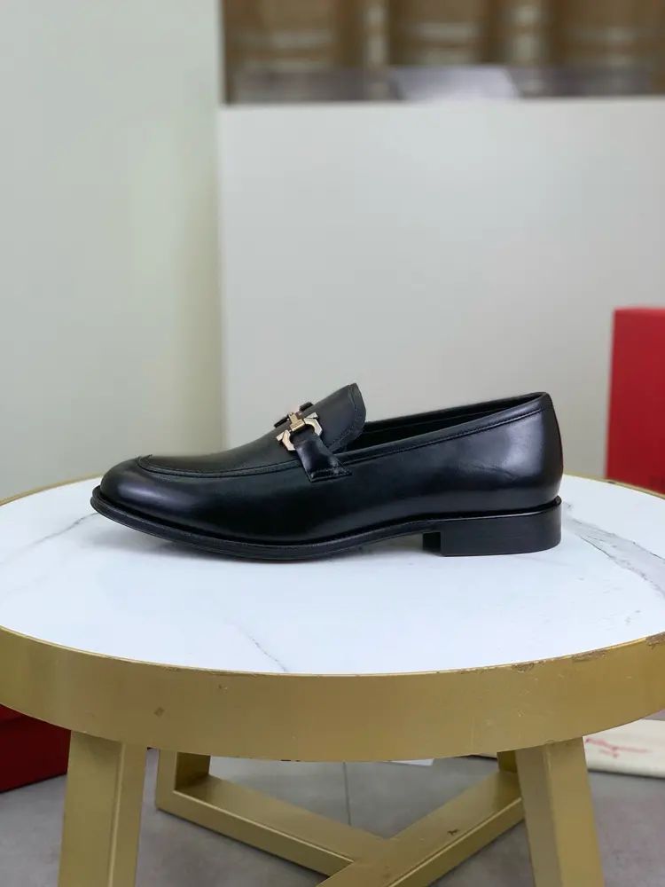 Salvatore Ferragamo business formal leather shoes
