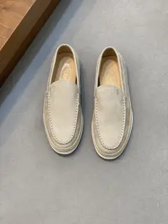 Tod’s Tod’s men’s leather loafers