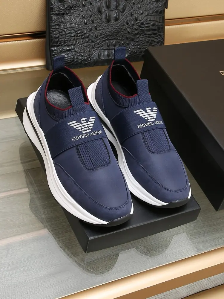 Armani fashion casual shoes Exquisite details