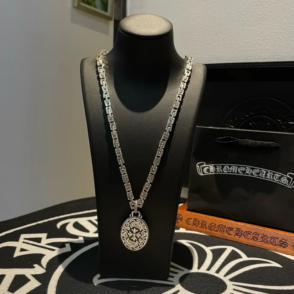 Chrome Hearts cross thick buckle necklace