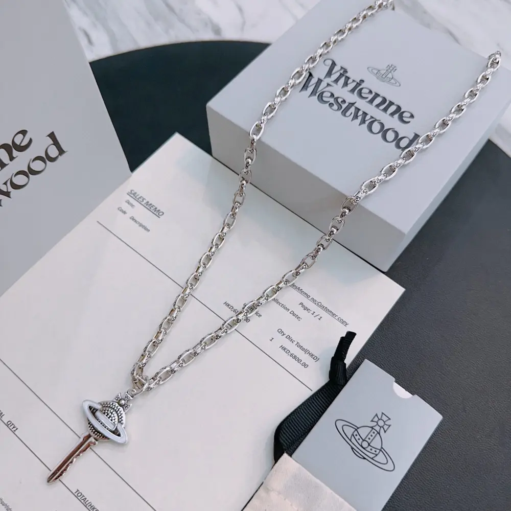 Vivienne Westwood Classic Large Saturn Necklace