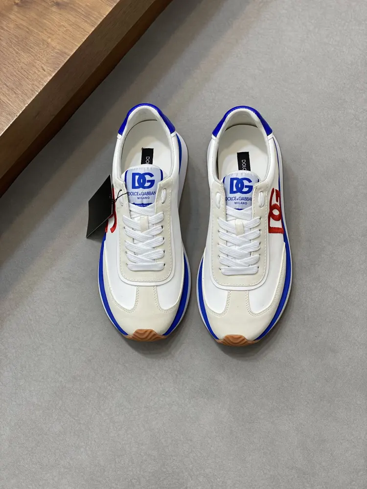 Dolce & Gabbana men’s sports and casual shoes. Top-quality original goods from the counter