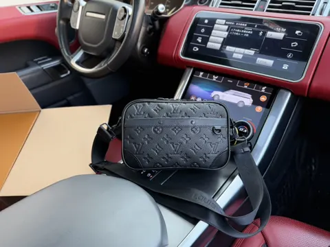 Louis Vuitton Keepall M80201