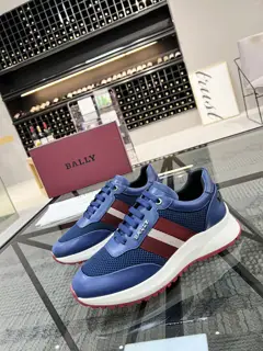 BALLY sports shoes counters are selling original configuration