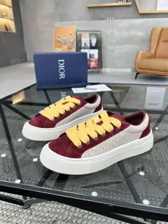 Dior sneakers new products are synchronized with the counter