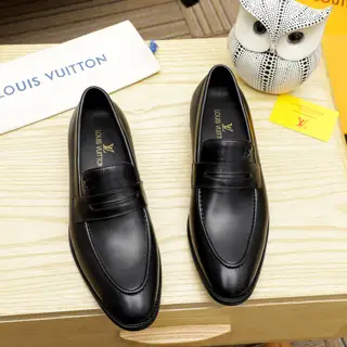 Louis Vuitton new men’s casual business leather shoes