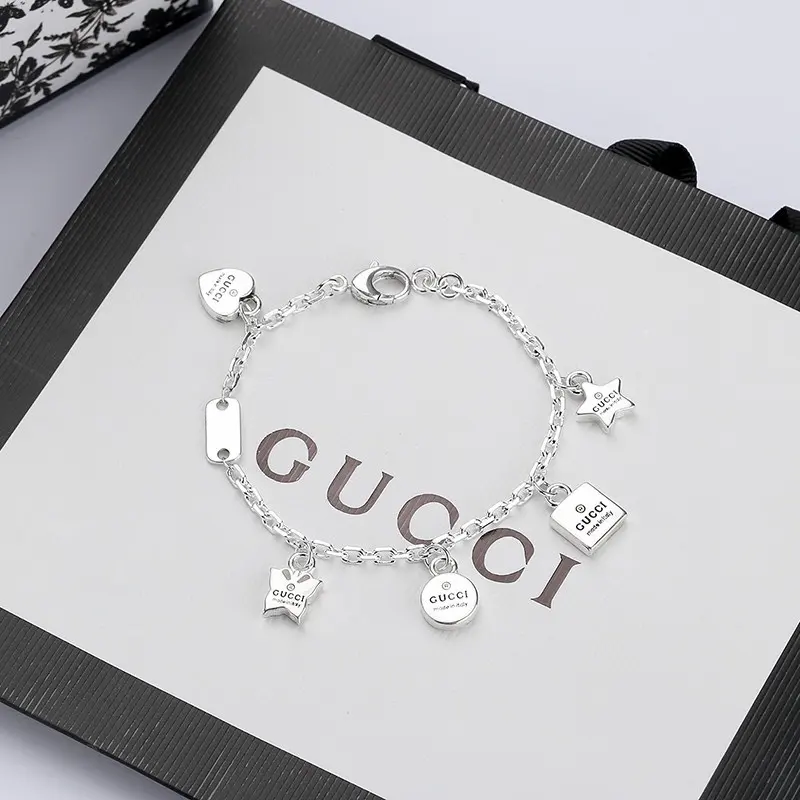 Gucci five-piece bracelet