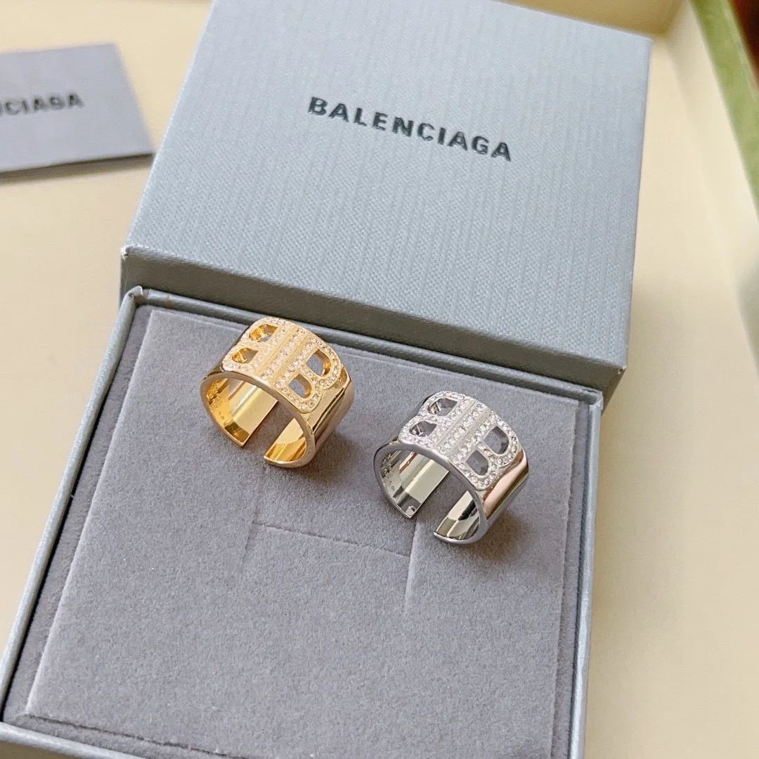 Balenciaga ring