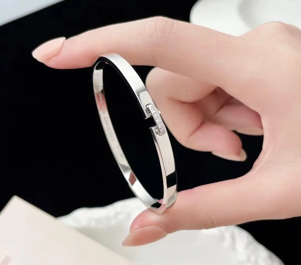 Chaumet Liens cross bracelet