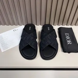 Dior Aqua sandals are elegant yet casual. The cross-strap design is reinterpreted in Dior