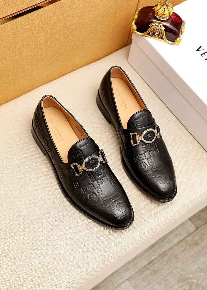 Versace casual leather shoes