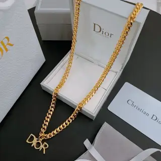 DIOR New Dior necklace Original goods New counter model Retro fashion essentials Can be