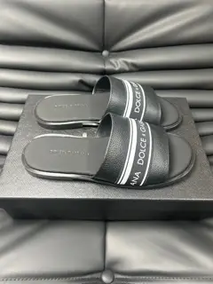 Dolce & Gabbana Logo Beach Slippers