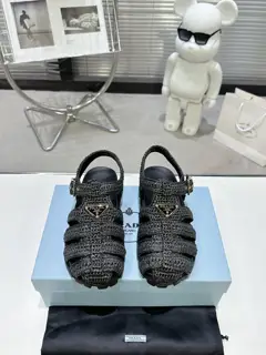 Prada Pig Cage Shoes Sawtooth Roman Braided Thick-soled Rubber Sandals Retro