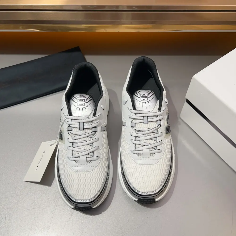 Givenchy thick-soled height-enhancing casual sports shoes