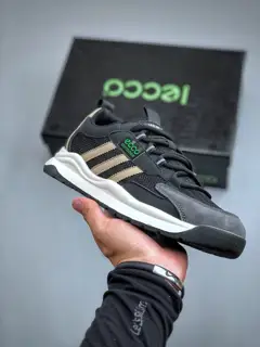 ECCO new versatile casual style