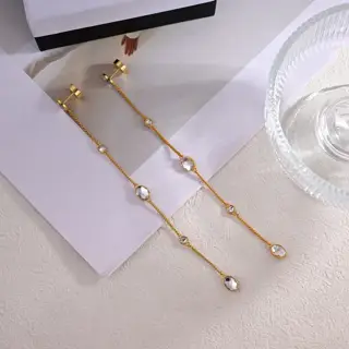 miumiu letter earrings