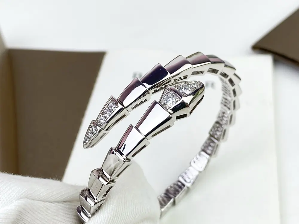 Bvlgari Diamond Snake Bracelet Uses geometric patterns and neat shapes to outline the