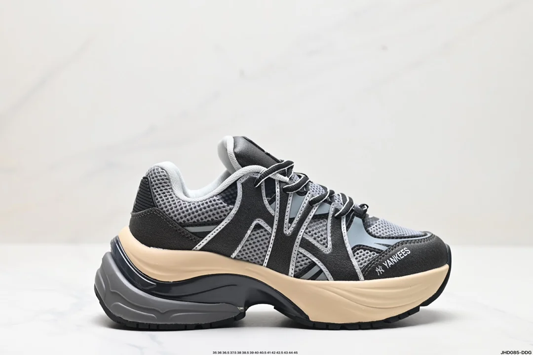 MLB New York Yankees Curve Runner Comfortable and versatile Non-slip and wear-resistant 3ARNFLD4N