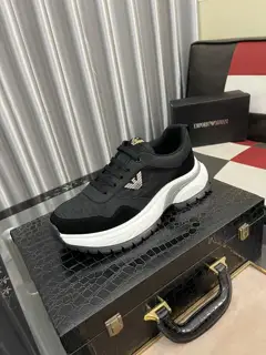 Armani Fashion Men’s Sports Shoes Carefully crafted international brand This casual shoe