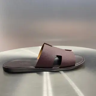 Hermès Classic H Slippers ~ High-end men’s sandals• beach shoes slippers ~ counter