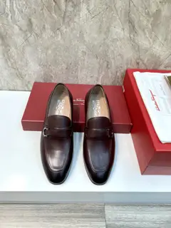 Salvatore Ferragamo men’s leather shoes