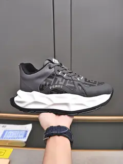 Fendi casual sneakers