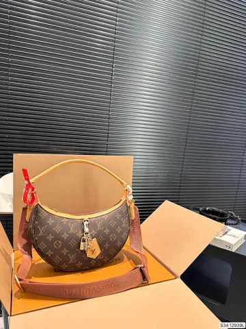 Louis Vuitton Bag 12939L