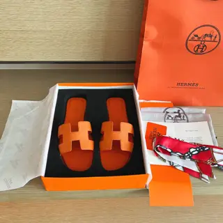Hermès slippers