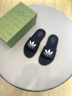 Gucci high-end men’s summer slippers