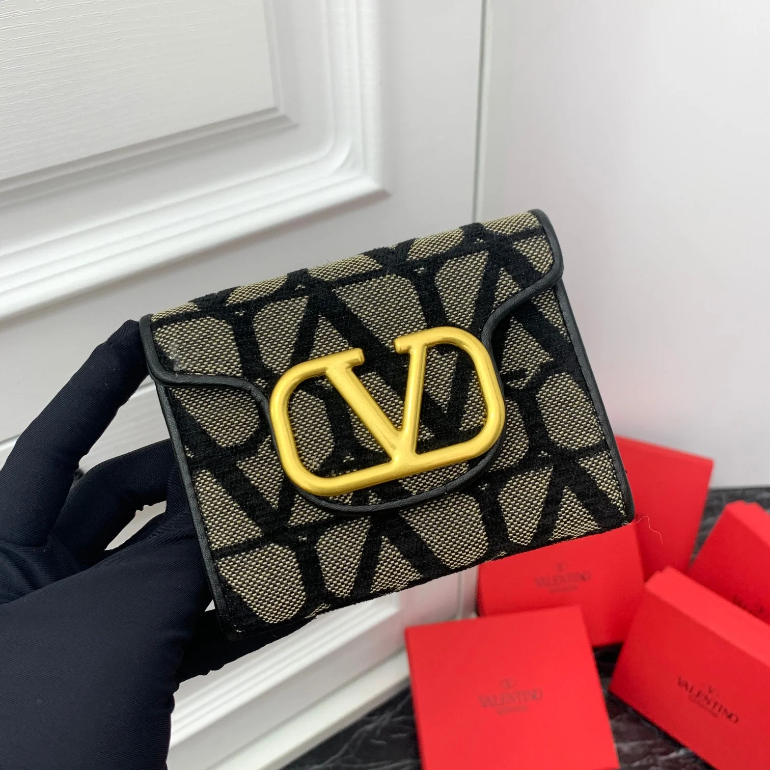 Valentino Wallet