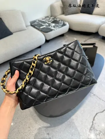 Chanel Hobo