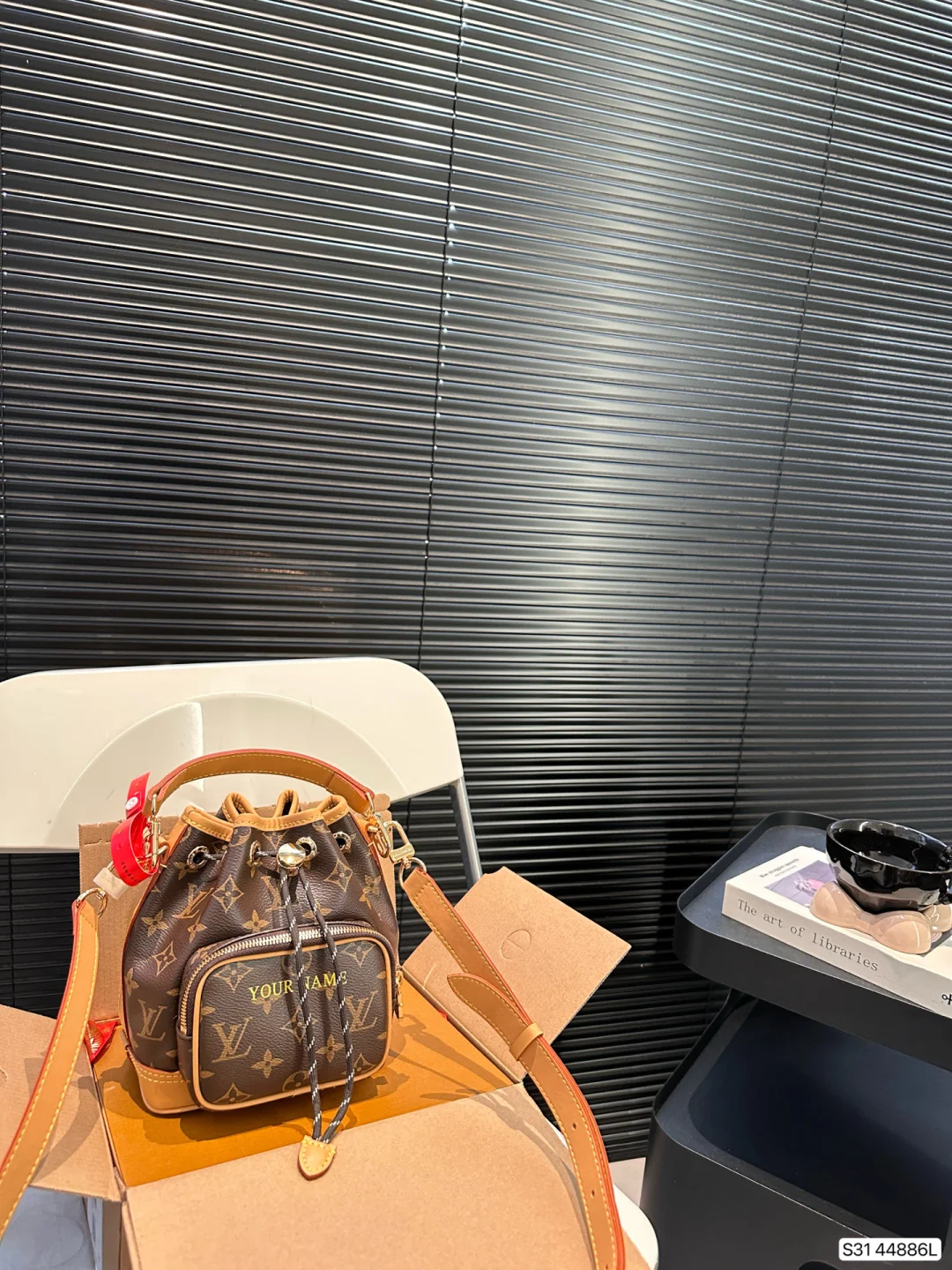 Louis Vuitton Bucket Bag 44886L