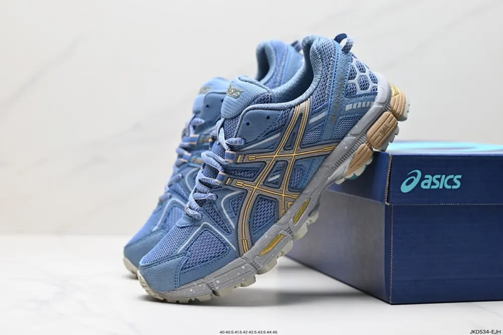 ASICS Gel-Kahana 8 Series Light Gray Shoes 1011B109-400