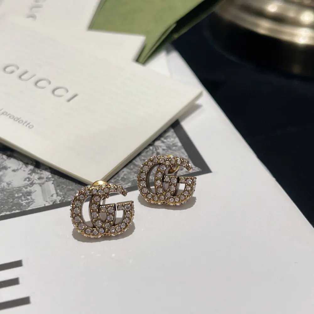 Gucci’s new double G diamond earrings Mini GG retro rhinestone earrings