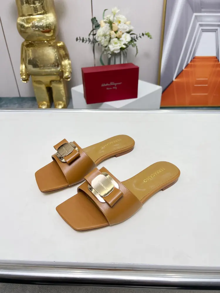 Salvatore Ferragamo Ferragamo slippers