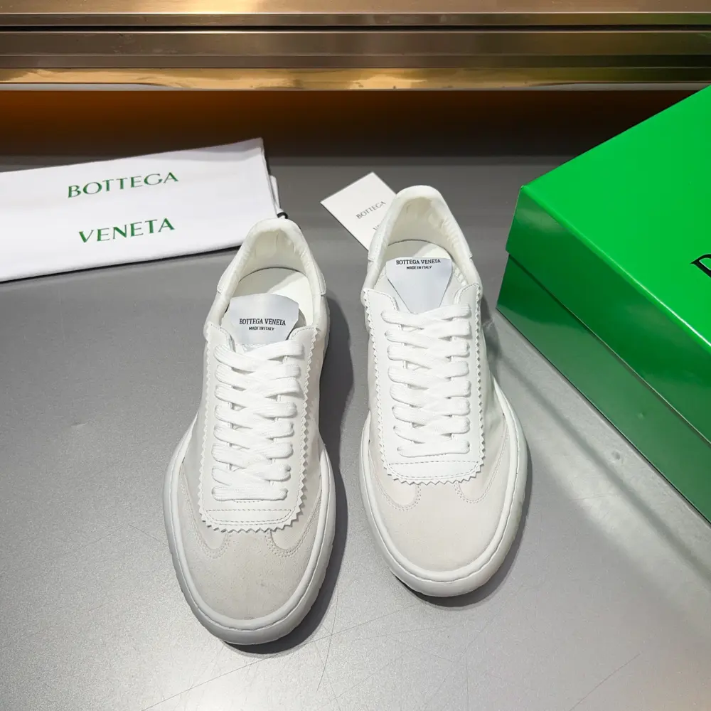 BOTTEGA VENETA fashion classic