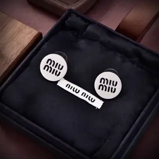 miumiu letter earrings